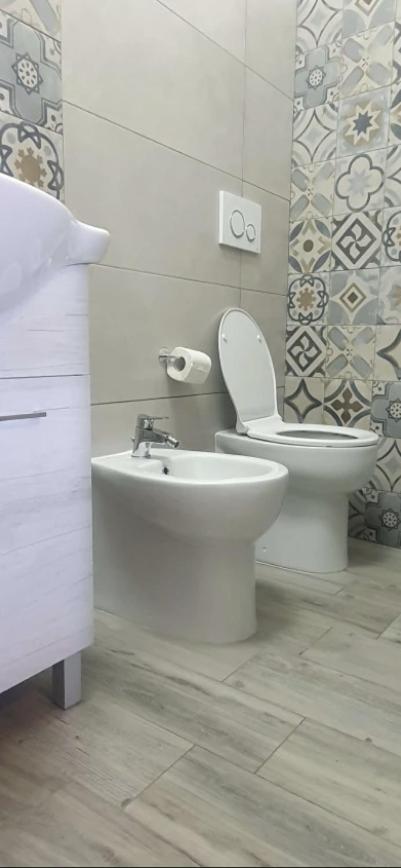 Twin Room Private Bathroom,1605385914:JPEG