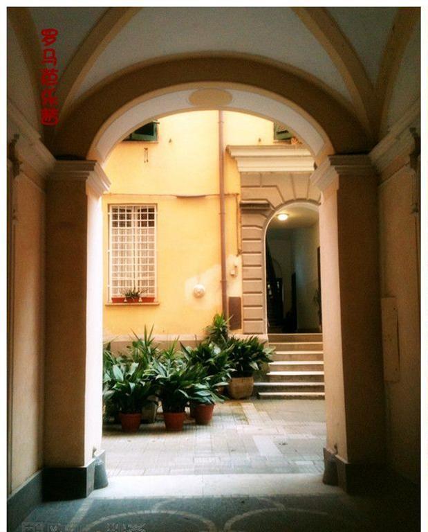Camera Singola con Bagno in Comune