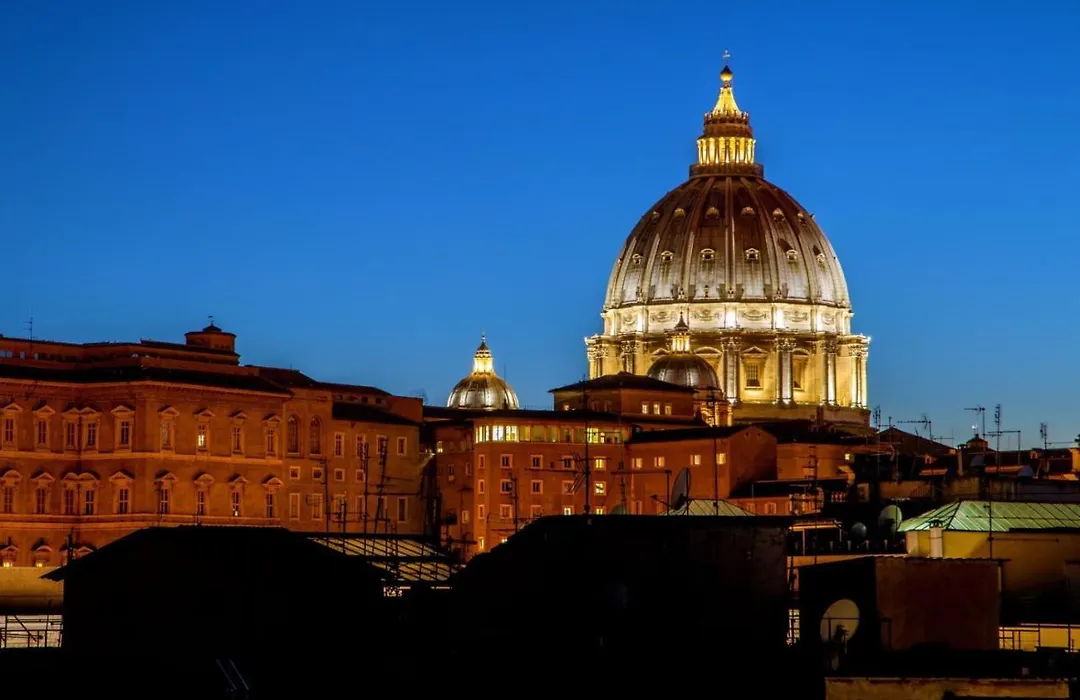 Vatican Town-1