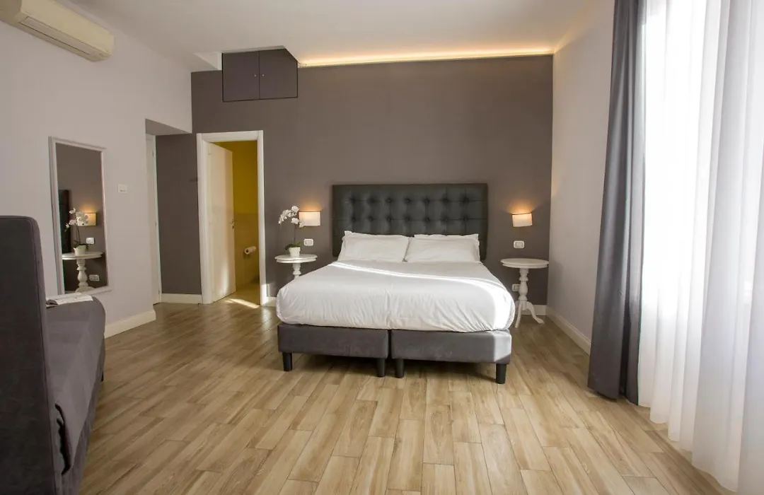 Colosseo Prestige Rooms-1