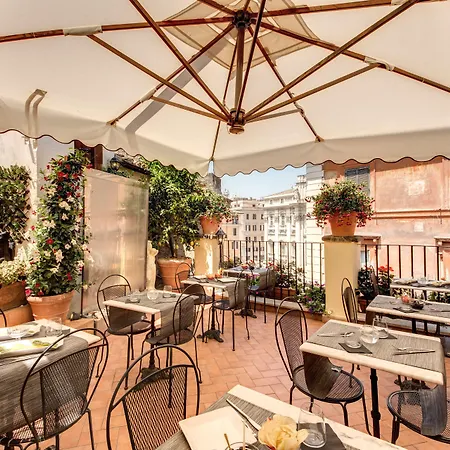 Relais Fontana Di Trevi Hotel-2
