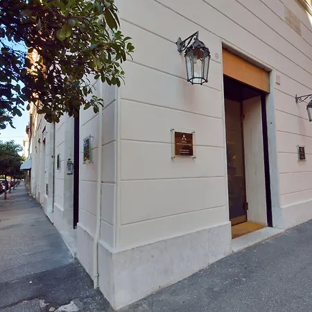 Lh Hotel Lloyd Roma-2