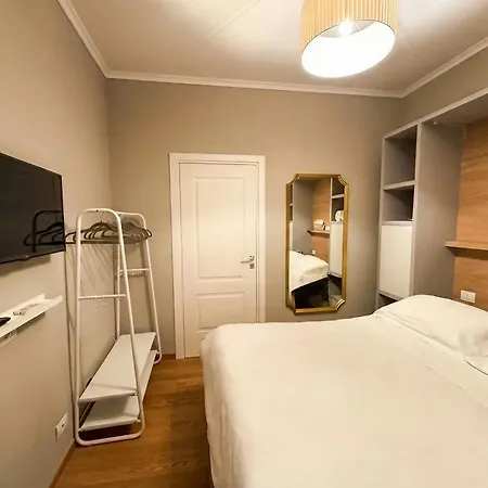 Gravina Suite Frattina-2
