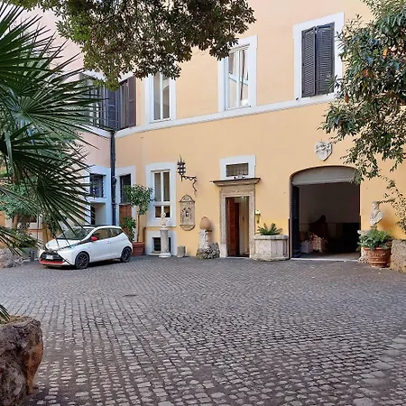 Trevi Rome Suite-3