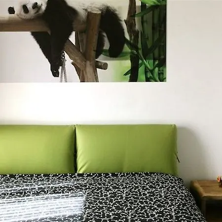 Bamboo B&B-2
